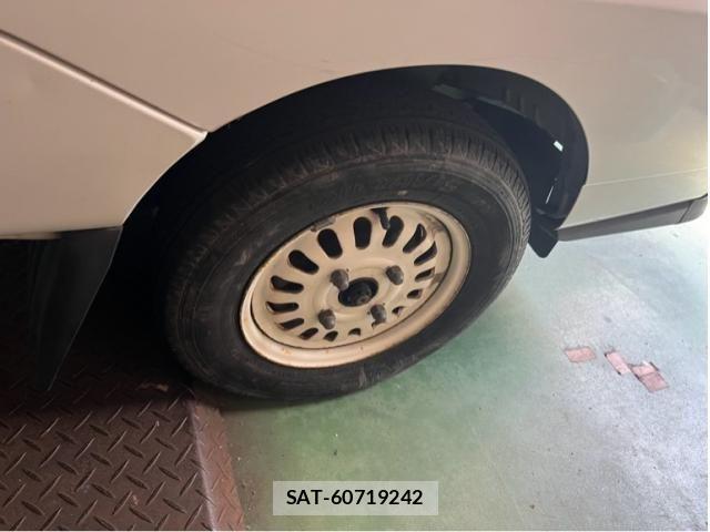 Mitsubishi MINICAB TRUCK 1998-05 8131260-7