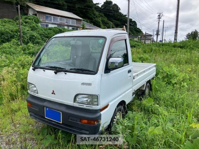 Mitsubishi MINICAB TRUCK 1998-03 8230836-1