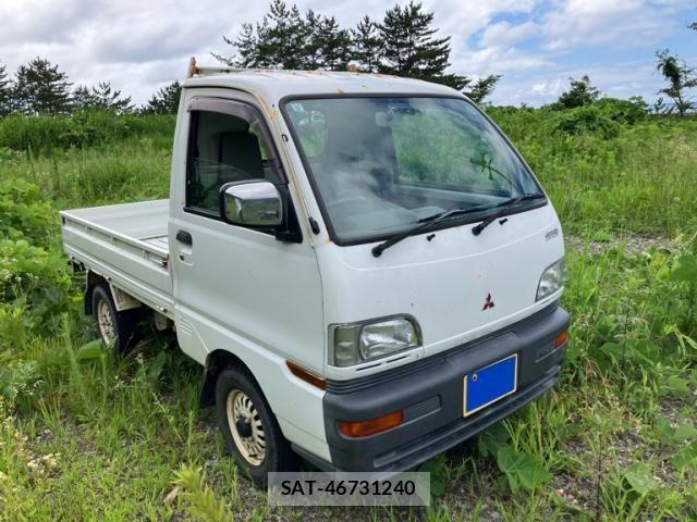 Mitsubishi MINICAB TRUCK 1998-03 8230836-2