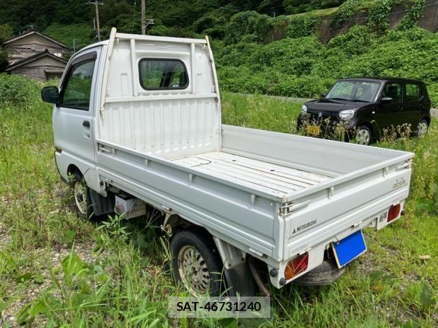Mitsubishi MINICAB TRUCK 1998-03 8230836-4