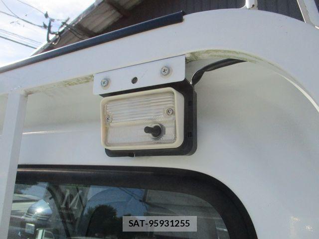 Mitsubishi MINICAB TRUCK 2022-06 8315477-29