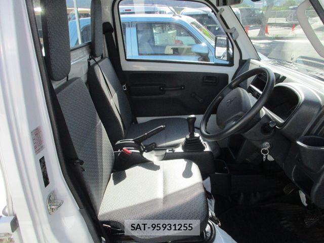Mitsubishi MINICAB TRUCK 2022-06 8315477-4