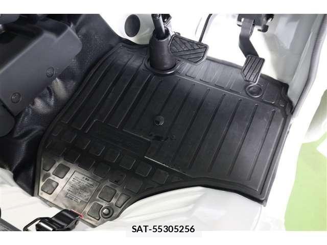 Mitsubishi MINICAB TRUCK 2025-04 8336809-14