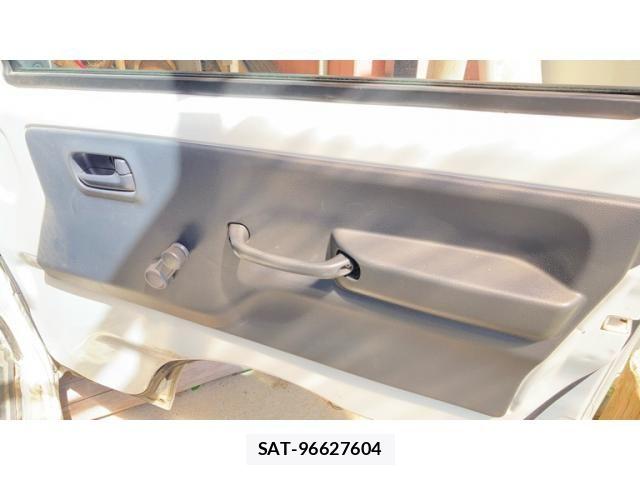 Mitsubishi MINICAB TRUCK 2017-04 8367032-10