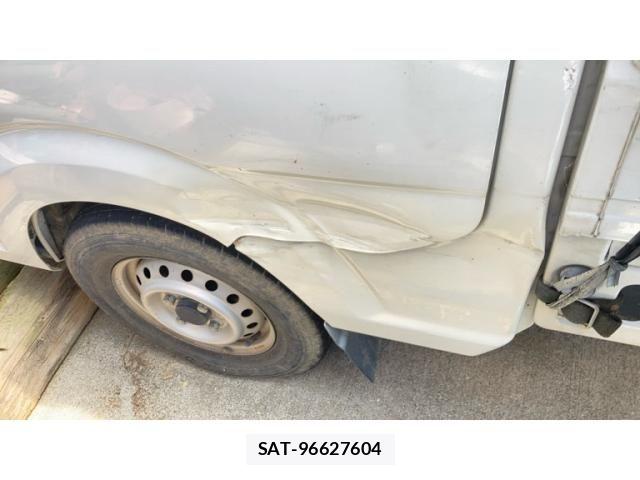 Mitsubishi MINICAB TRUCK 2017-04 8367032-7