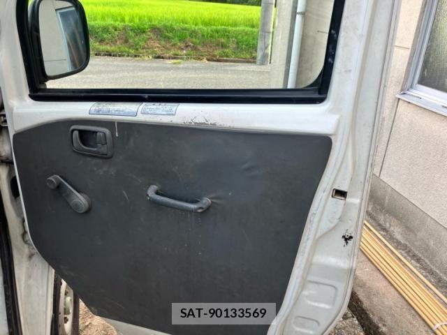 Mitsubishi MINICAB TRUCK 2009-05 8457919-11
