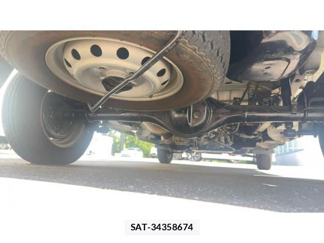 Mitsubishi MINICAB TRUCK 1999-03 8627742-13