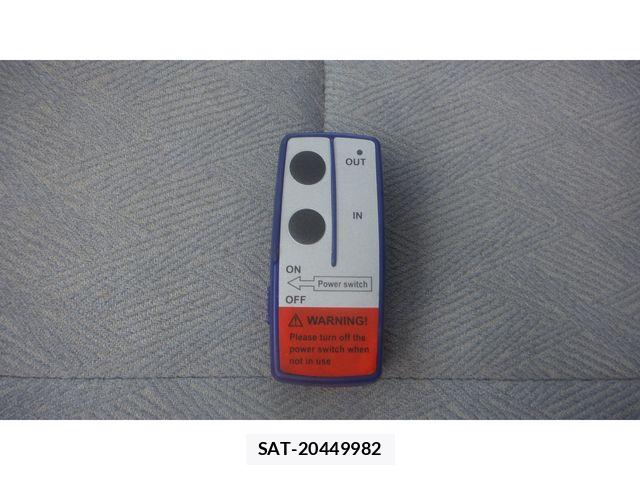 Mitsubishi MINICAB TRUCK 2000-01 8660286-16