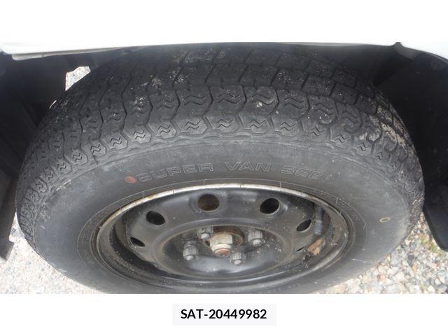 Mitsubishi MINICAB TRUCK 2000-01 8660286-18