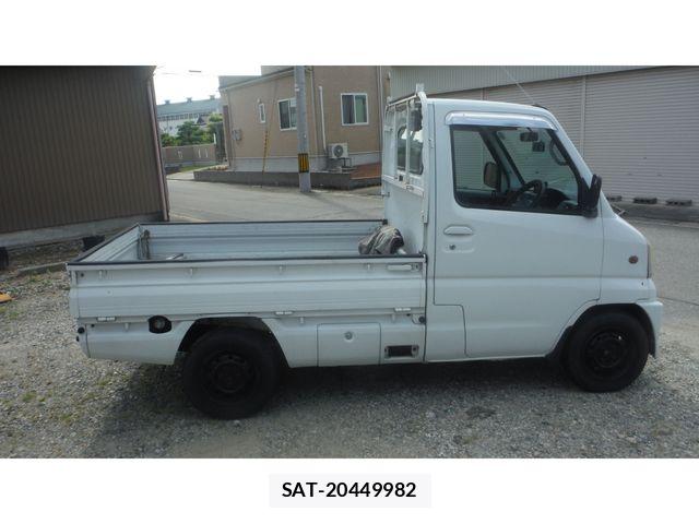 Mitsubishi MINICAB TRUCK 2000-01 8660286-7