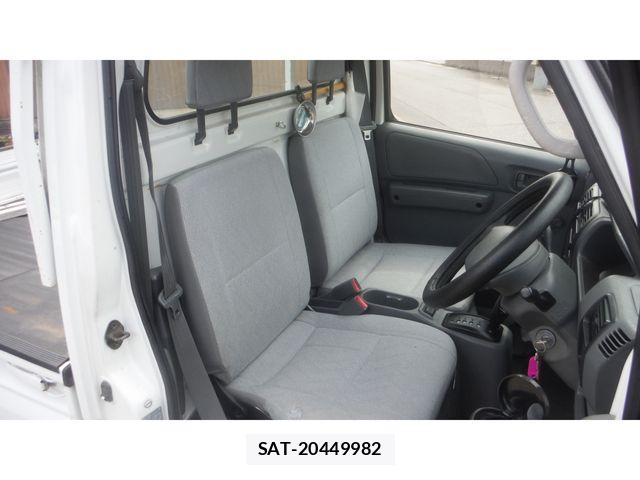Mitsubishi MINICAB TRUCK 2000-01 8660286-8