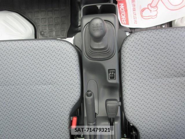 Mitsubishi MINICAB TRUCK 2026-03 8744054-18