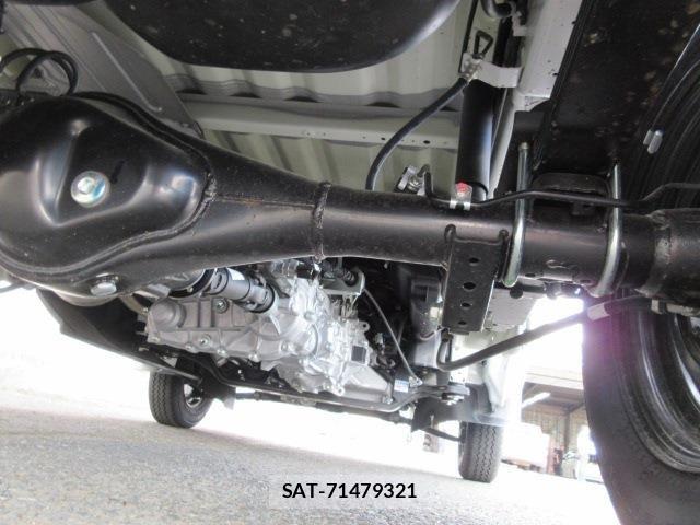 Mitsubishi MINICAB TRUCK 2026-03 8744054-25