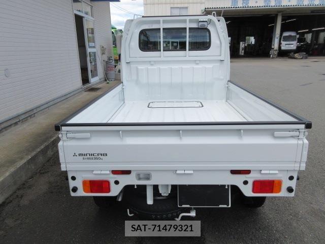 Mitsubishi MINICAB TRUCK 2026-03 8744054-5