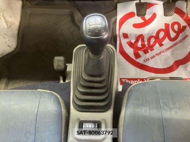 Mitsubishi MINICAB TRUCK 1999-01 8880834-25