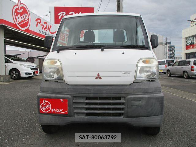 Mitsubishi MINICAB TRUCK 1999-01 8880834-3