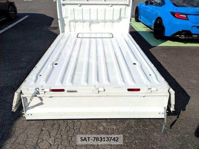Mitsubishi MINICAB TRUCK 2024-09 8883935-24