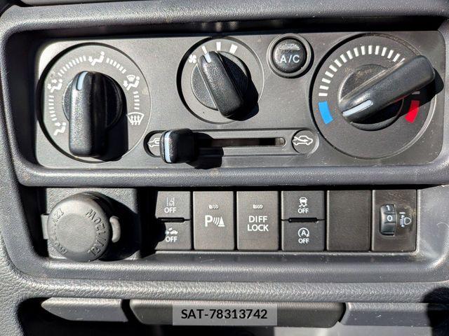Mitsubishi MINICAB TRUCK 2024-09 8883935-26