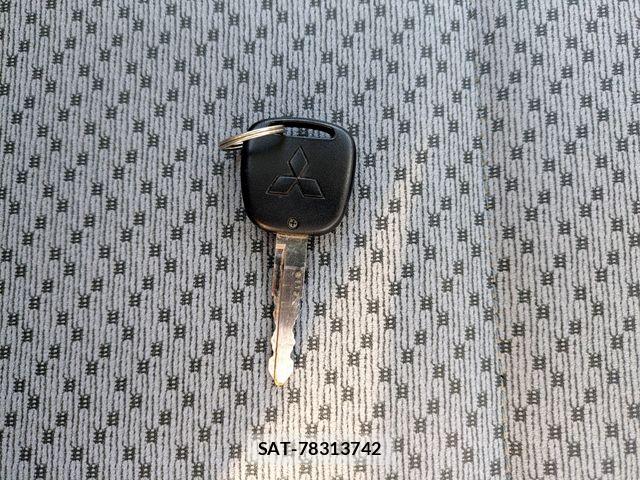 Mitsubishi MINICAB TRUCK 2024-09 8883935-28