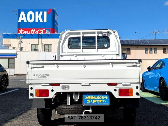 Mitsubishi MINICAB TRUCK 2024-09 8883935-4