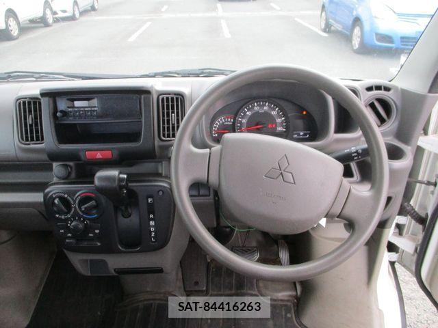 Mitsubishi MINICAB VAN 2020-08 628817-4