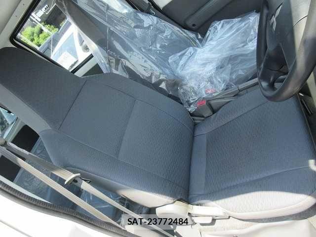 Mitsubishi MINICAB VAN 2013-08 1092767-12