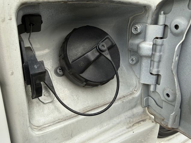 Mitsubishi MINICAB VAN 2013-06 1546857-3