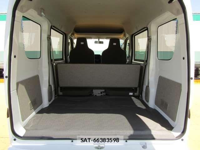 Mitsubishi MINICAB VAN 2025-04 2318449-17