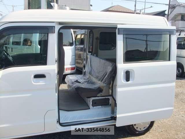 Mitsubishi MINICAB VAN 2024-07 3676301-11