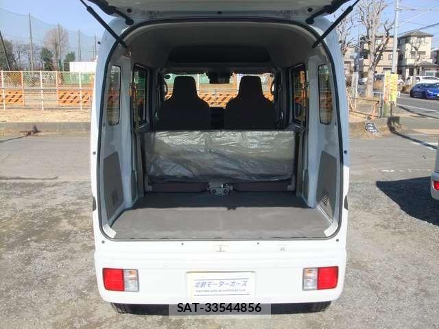 Mitsubishi MINICAB VAN 2024-07 3676301-12