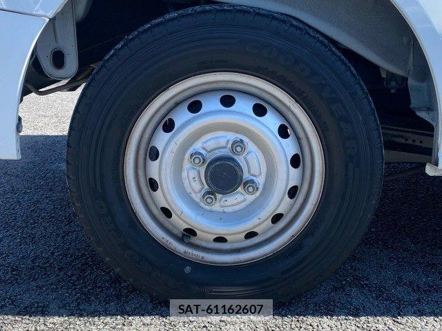 Mitsubishi MINICAB VAN 2014-03 4393429-25
