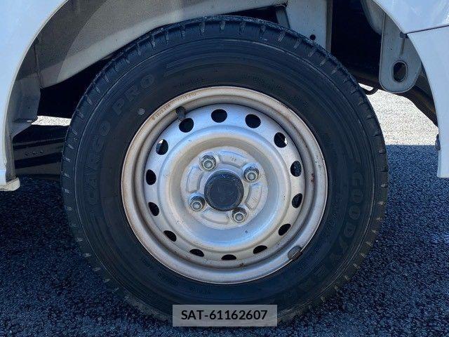 Mitsubishi MINICAB VAN 2014-03 4393429-26