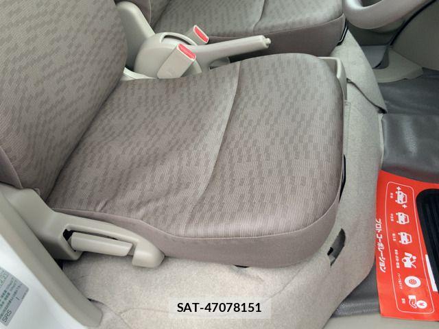 Mitsubishi MINICAB VAN 2026-04 6672516-12