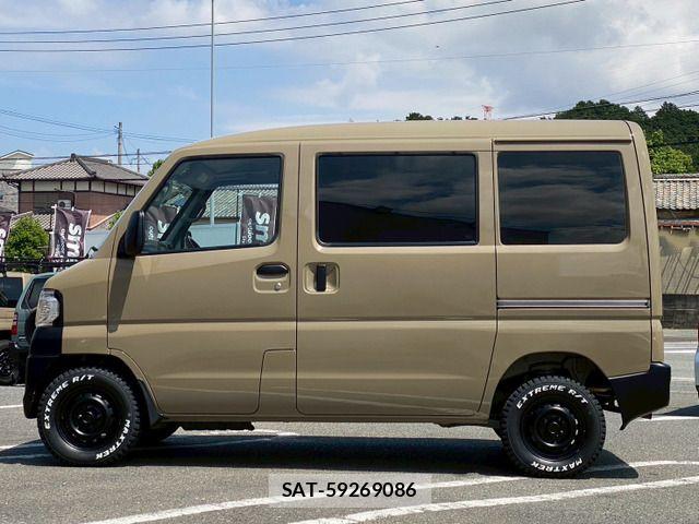 Mitsubishi MINICAB VAN 2013-05 6752417-8