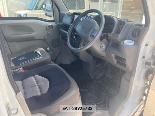 Mitsubishi MINICAB VAN 2020-07 7221881-9