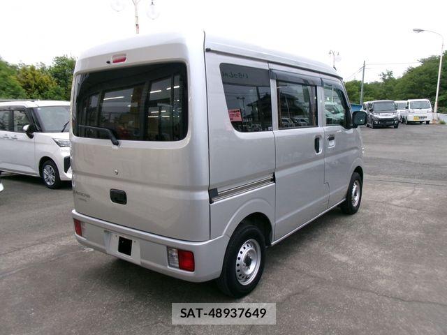 Mitsubishi MINICAB VAN 2022-01 7328441-4
