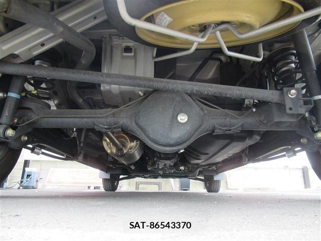 Mitsubishi MINICAB VAN 2017-03 7618145-17