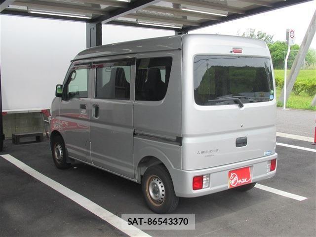 Mitsubishi MINICAB VAN 2017-03 7618145-1