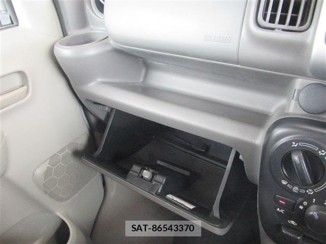 Mitsubishi MINICAB VAN 2017-03 7618145-7
