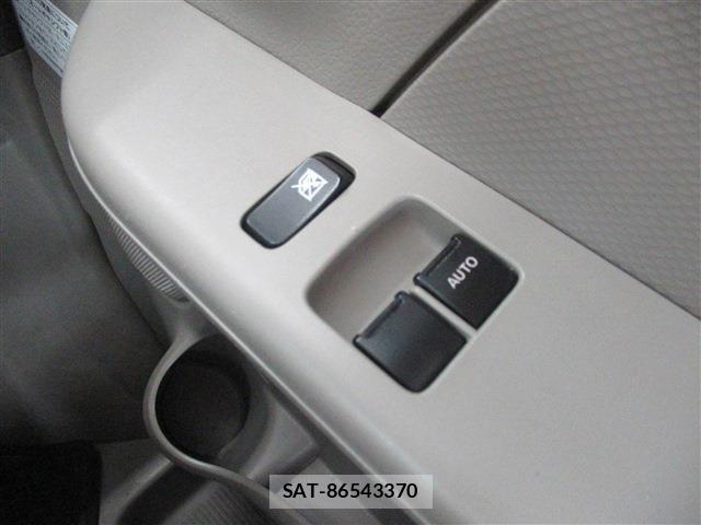 Mitsubishi MINICAB VAN 2017-03 7618145-8