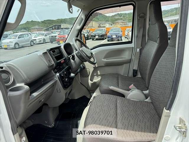 Mitsubishi MINICAB VAN 2017-07 7618147-17