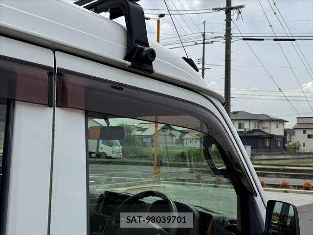 Mitsubishi MINICAB VAN 2017-07 7618147-26