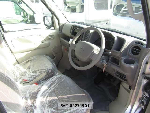 Mitsubishi MINICAB VAN 2025-01 7725806-12