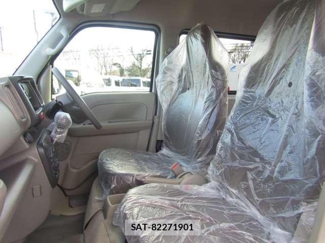 Mitsubishi MINICAB VAN 2025-01 7725806-7