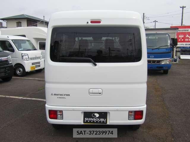 Mitsubishi MINICAB VAN 2025-01 7725805-5