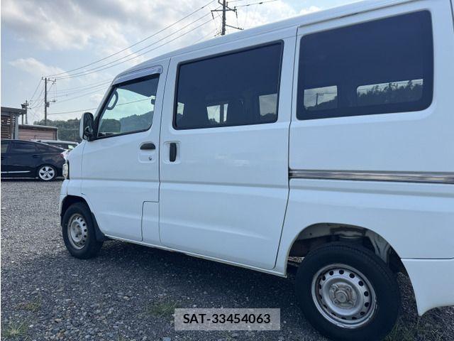 Mitsubishi MINICAB VAN 2012-03 8074635-4