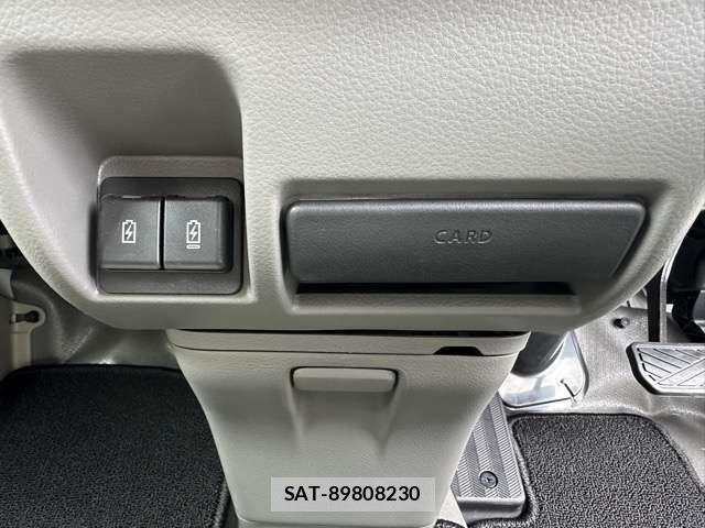 Mitsubishi MINICAB VAN 2024-12 8131261-16
