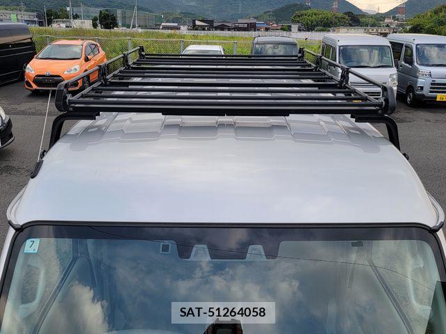 Mitsubishi MINICAB VAN 2019-07 8158823-26