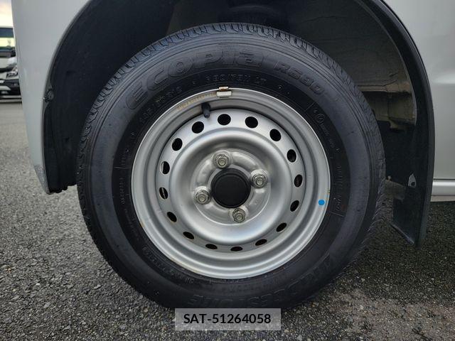 Mitsubishi MINICAB VAN 2019-07 8158823-6