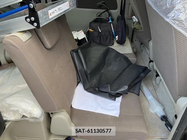 Mitsubishi MINICAB VAN 2017-02 8230837-13
